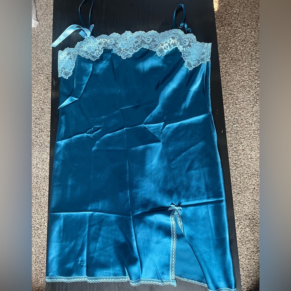 Victorias secret teal sexy satin and lace nightie